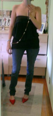 Look of the Day: Sassy Red Shoes Look of the Day: Sassy Red Shoes